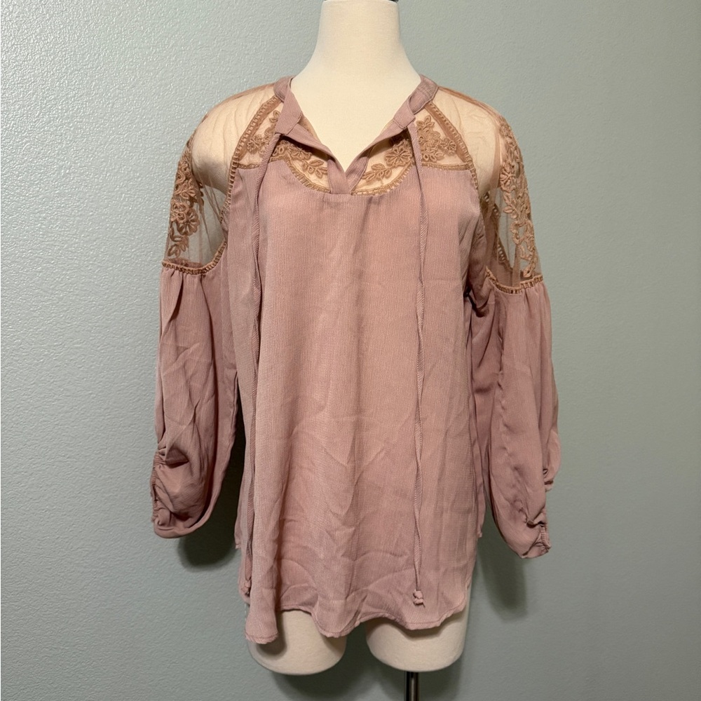 Elegant Lace‎ Cold Shoulder Blouse - Pink